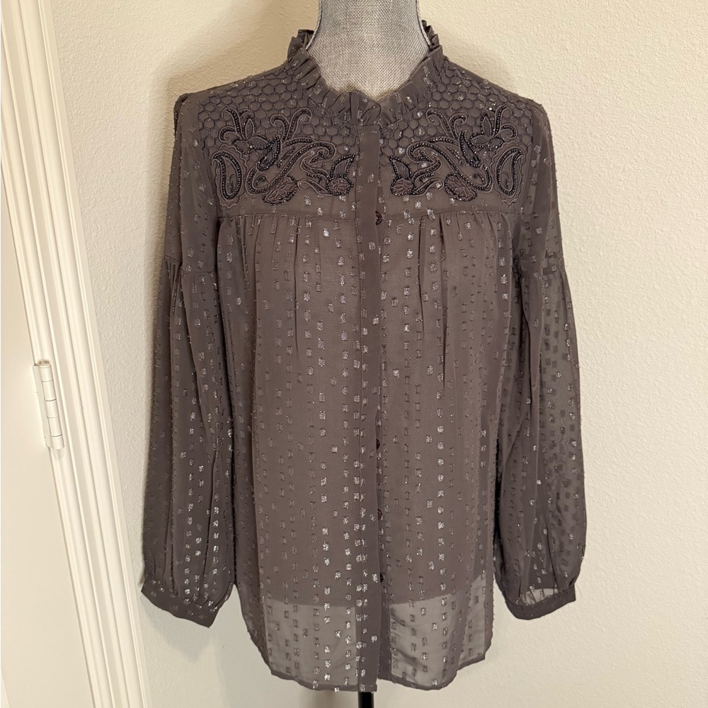 Chico’s Embroidered Metallic Gray Shirt | 0 | NWT